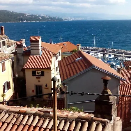 Ferienwohnung In Mit Garten Opatija