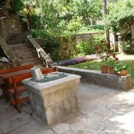 Ferienwohnung In Mit Garten *