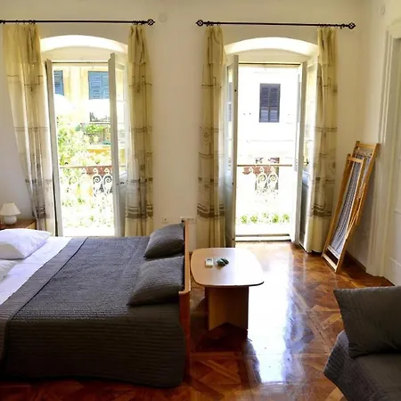 Ferienwohnung In Mit Garten * Opatija